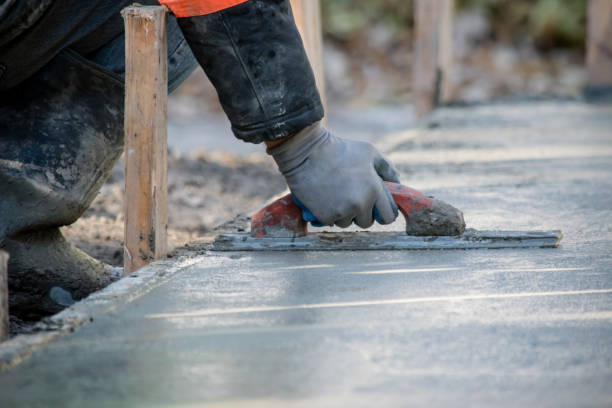 Best Commercial Concrete Services in Lincoln Center, KS