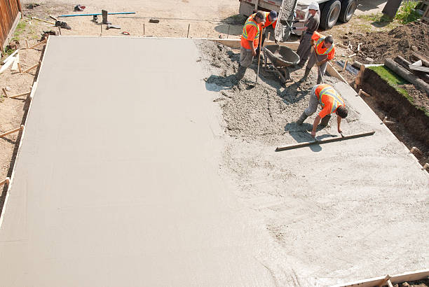 Best Concrete Sealing and Maintenance in Lincoln Center, KS